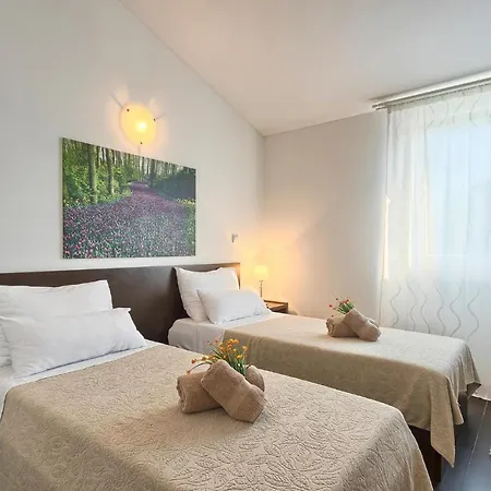 5 Bedroom Awesome In Naselje Muzini * Tomisici